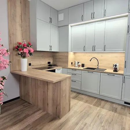 Towarowa Sakura Apartment, Free Parking, Air-conditioning, Self Check-in 24h Lejlighed