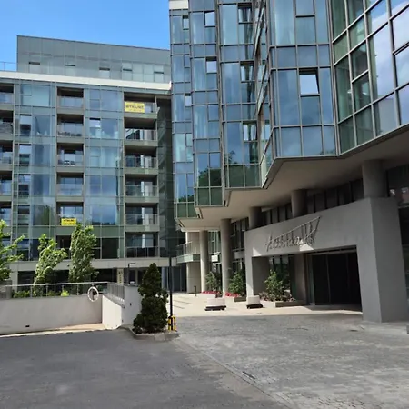Towarowa Sakura Apartment, Free Parking, Air-conditioning, Self Check-in 24h Lejlighed Poznań